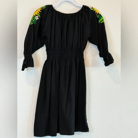 🌻 Sun-Kissed Beauty | Mexican Embroidered Sunflower Peasant Dress - M -Preloved - Picture 6 of 16